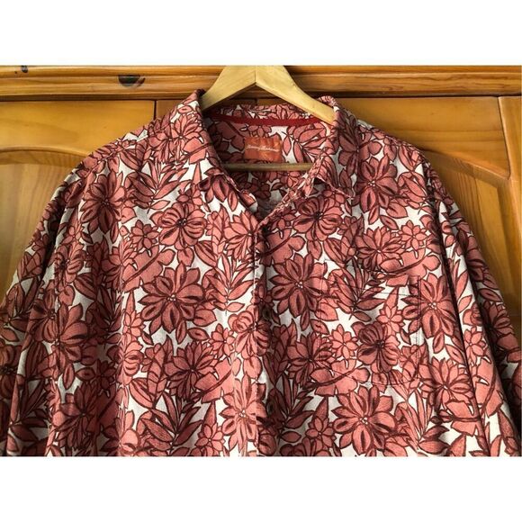 Tommy Bahama Silk  Short Sleeve Button Up Hawaiian Shirt Size XXL - Picture 4 of 9